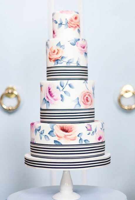 Wedding-Cakes-with-Flowers-5ive-15ifteen-Photo-Company-cake-Bobbette-and-Belle