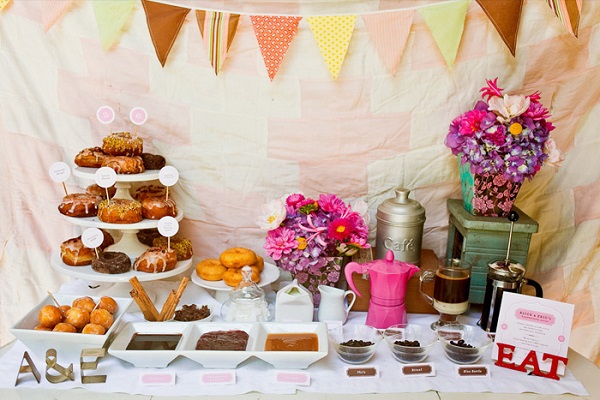 donut-decorating-station-wedding